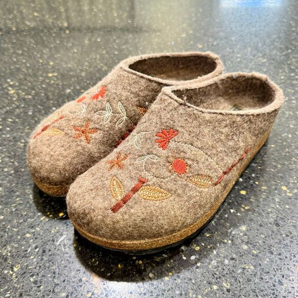 Haflinger Wool Embroidered Clogs. Brown. Size 37/US7 - Picture 1 of 9